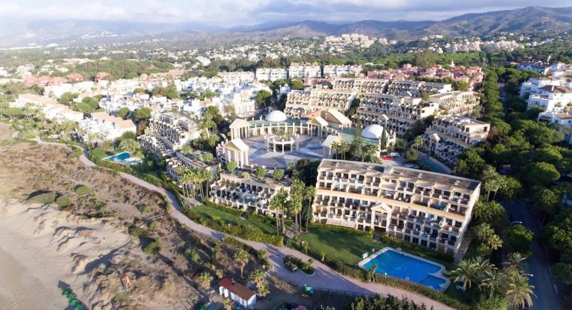 Oleholidays 505 Romana Playa Primera Linea Playa Marbella Bagian luar foto