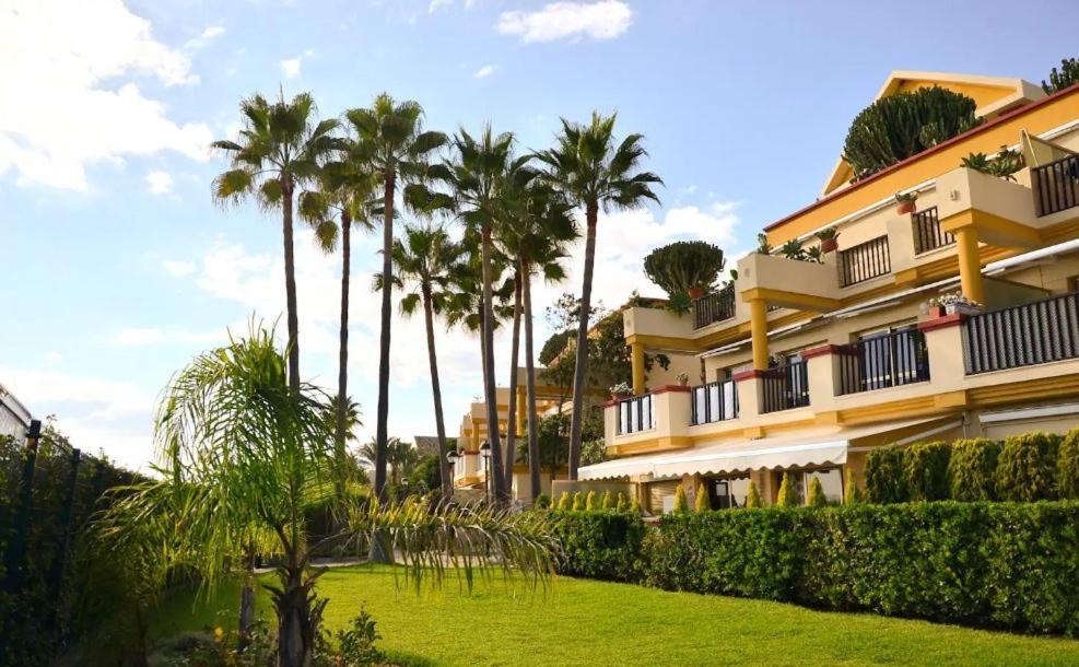 Oleholidays 505 Romana Playa Primera Linea Playa Marbella Bagian luar foto